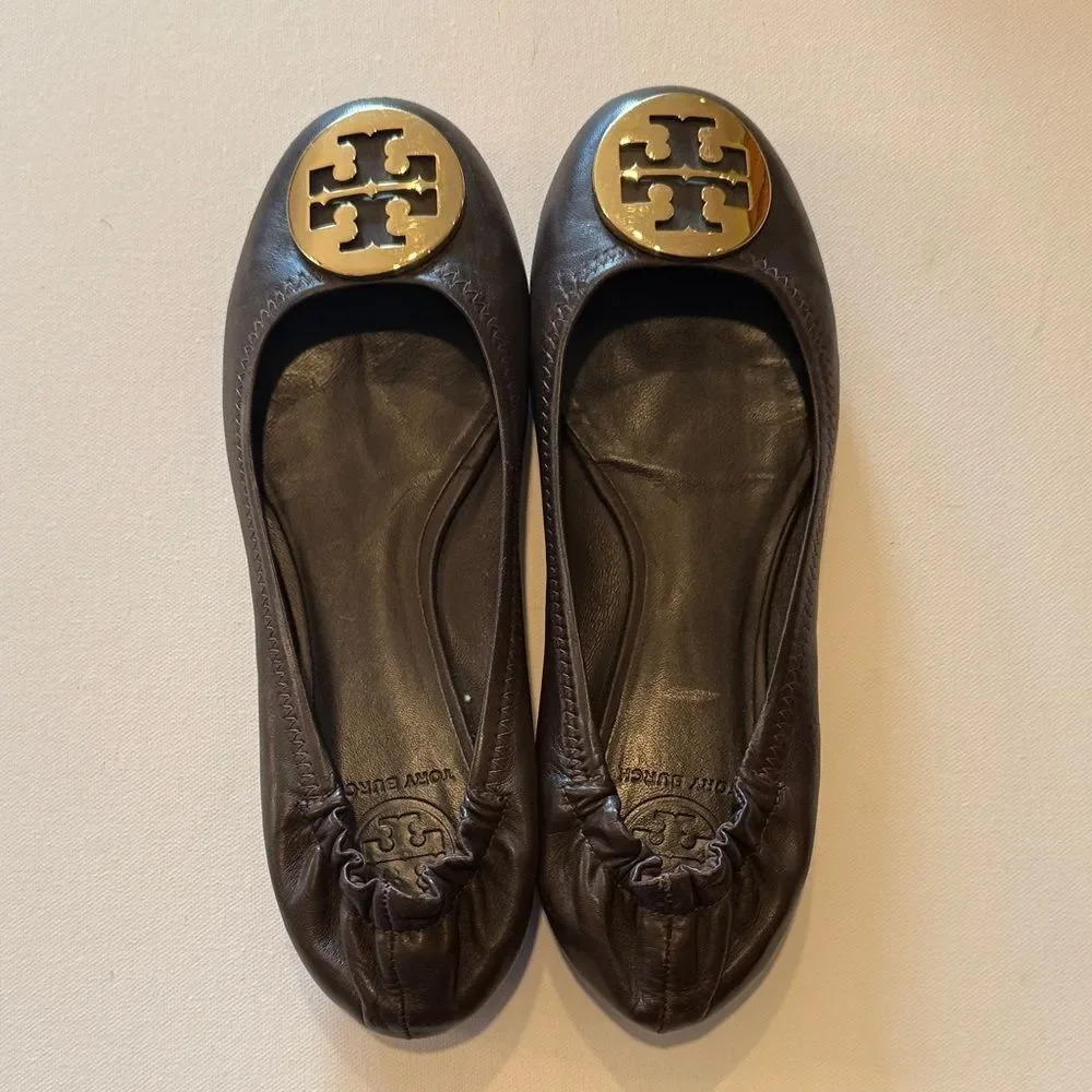 Tory Burch Women's Black Flats with Gold Logo